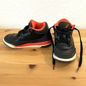 Jordan 3 Retro PS 'Black Crimson' sneakers Boys Size 11c GUC